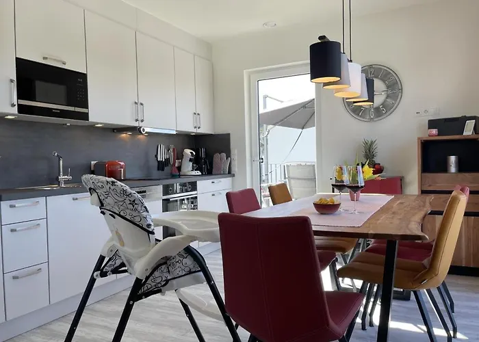 Sonnenweg 38 Lakeview House Rubin Diemelsee بيت للعطل *